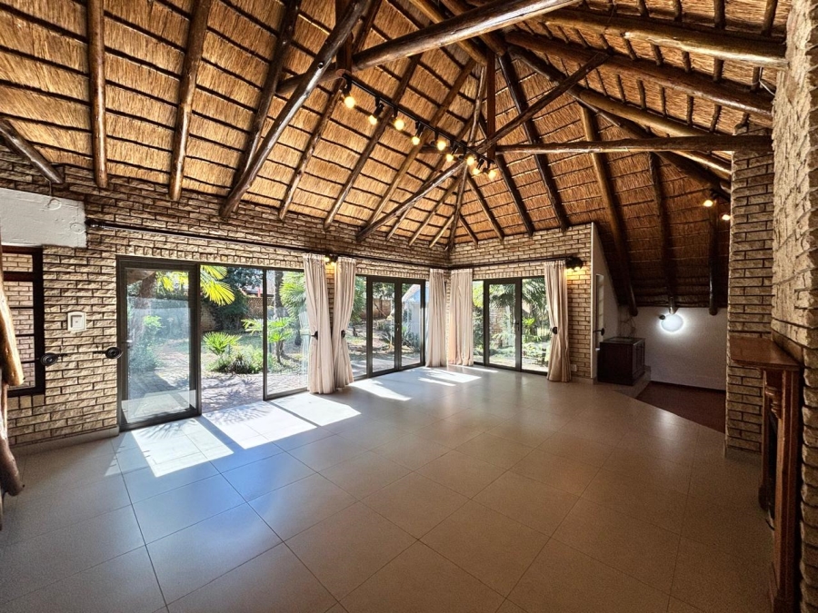 3 Bedroom Property for Sale in Mooivallei Park North West